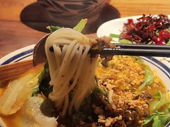 -缘生态云南菜·野生菌庭院餐厅(华侨城店)
