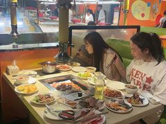 -爱客得牛排海鲜烤肉·火锅自助(春熙路黑金好店)
