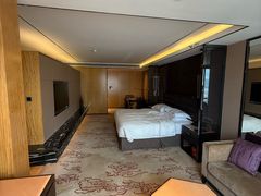-中山利和希尔顿酒店