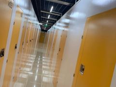-安东易迷你自助仓储寄存仓库(草桥店)