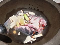 鲜潭蒸汽石锅江团鱼-鲜潭蒸汽石锅鱼(五道口购物中心店)