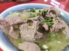 -冯烫烫跷脚牛肉·川菜小馆(武胜西街店)