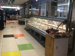 店内环境-第5大道精品休闲购物广场