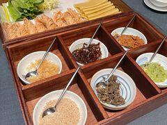 沂蒙六位煎饼-鲁采LU STYLE(新天地店)