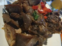 酱猪蹄-华盛园卷子王农家菜水库鱼