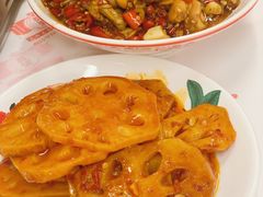 -堂瓦里·33年传统赣菜(第一街区店)