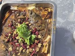 -老街烧烤大排档·地道湖北菜·龙虾馆(汉口火车站店)