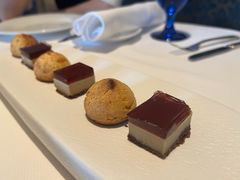 -AZUR聚(香格里拉饭店)