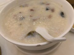 -万山楼海鲜酒家·二十三年老字号