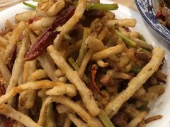 -江城燕子大排档(江汉路步行街店)