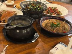 -翠姐姐农家大院·老底子萧山菜(建设一路店)