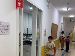 -昂立少儿成长中心(普陀星方汇校区)