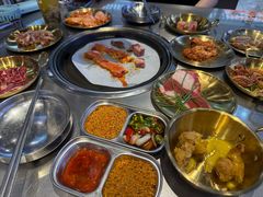 -哈哈碳都·牛肋条无限自助烤肉(台江万达店)