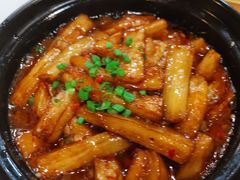 茄子煲-勝記酒家·37年老字号·经典粤菜(荔枝公园店)