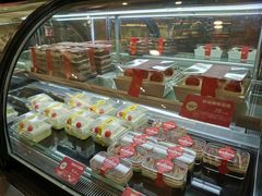 面包甜点陈列柜-味多美(梅陇西路店)