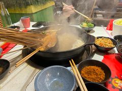 -钢管厂五区小郡肝串串香火锅(梅川路店)