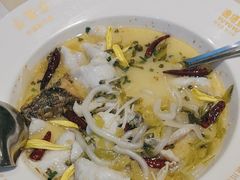 -渔语鱼酸菜鱼新川菜(来福士店)