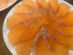 -三文彩虹鳟鱼庄