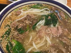 招牌生烫牛肉米线-云阿蛮云南生烫牛肉米线(奉贤路店)