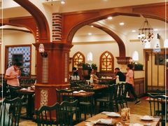 大堂-清真·玛丽亚新疆菜主题餐厅(浙江中路店)