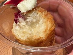 -VERIE BAKEHOUSE