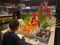 自助取餐区-鲁能希尔顿酒店-全日制餐厅-自助餐