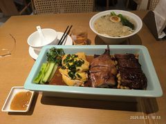 烧腊拼盆-避风塘·老港味餐厅(虹口龙之梦店)