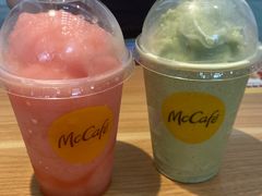 -麦当劳(深圳北站B2检票口楼上)