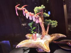 活帝王蟹熟刺身-蟹犇前•帝王蟹雪蟹(陆家嘴店)