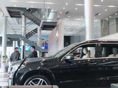 -天津波士信达奔驰4S店(卫津南路店)