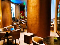 -wineapp葡萄酒餐吧(外滩金融中心店)