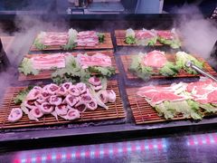 -海吃海喝海鲜烤肉炭火主题自助餐(朝阳店)