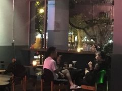 -TASTE ROOM Bar