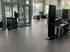 -奔驰上海利星(七宝店)
