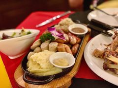 香肠拼盘配酸菜土豆泥-申德勒加油站西餐厅(太仓店)