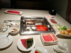 -海底捞火锅鲜切牛肉主题店(长寿路店)