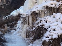 -大平台龙居瀑布旅游区