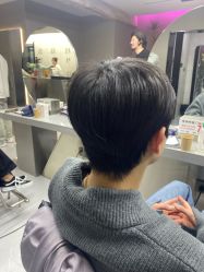-宫铭烫发染发接发店