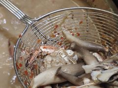 -余欢领鲜火锅(新街口店)