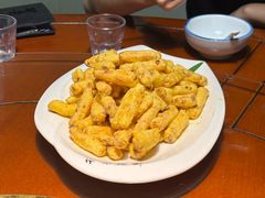 -老码头黑皮肘子锅包肉(赣水路店)