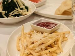 -WOLFGANG PUCK KITCHEN & BAR(迪士尼小镇店)