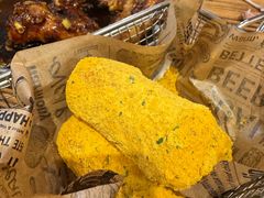 -BHC炸鸡(明洞总店)