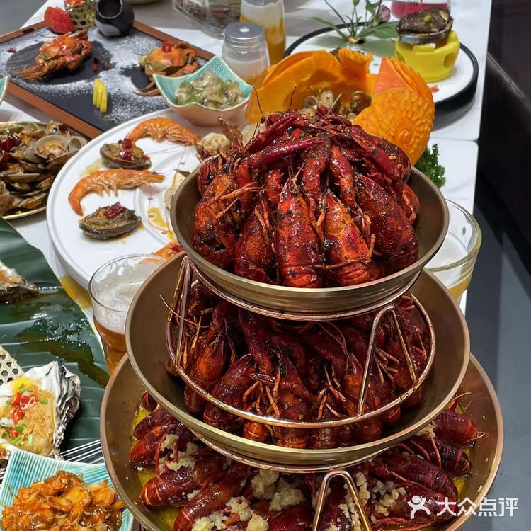 在威尼斯水城吃小龙虾，风景绝了