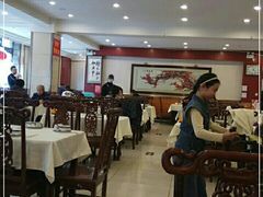 大堂-鑫巴蜀小镇 · 水煮鱼专研店(玉桥店)