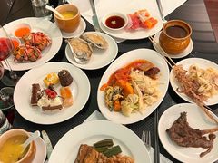 -圣丰索菲特·2 On 988 Café 自助餐厅