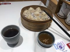 -馋三尺蟹粉小笼(人民广场店)