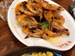 -老东镇啤酒屋海鲜加工·蒸汽海鲜·海鲜烧烤(台东店)