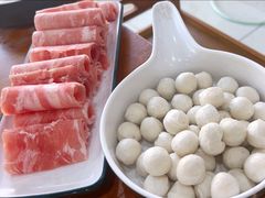 -老何家后安粉·糟粕醋海鲜火锅(三亚湾椰梦长廊店)