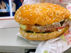 -The Habit Burger Grill 哈比特汉堡(复兴soho店)