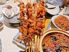 -蚝堡·生蚝海鲜烧烤物种起源•海肠捞饭(刘公岛店)